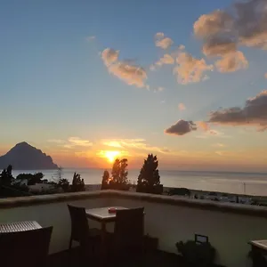 https://kalura-bed-and-breakfast.sicilyhotelsitaly.net